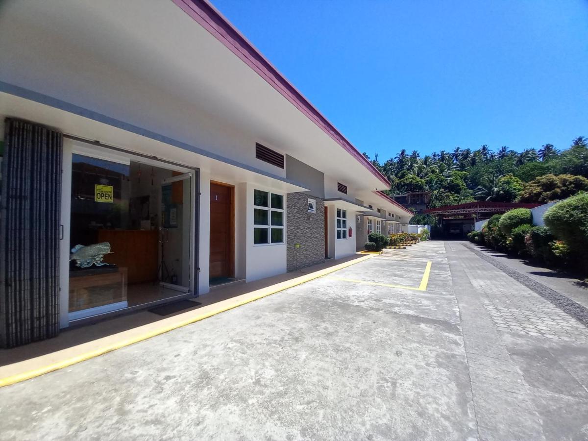 Alinchlo Hotel Legazpi City Exteriör bild