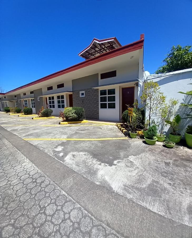 Alinchlo Hotel Legazpi City Exteriör bild