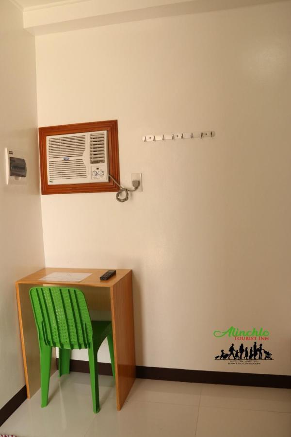 Alinchlo Hotel Legazpi City Exteriör bild